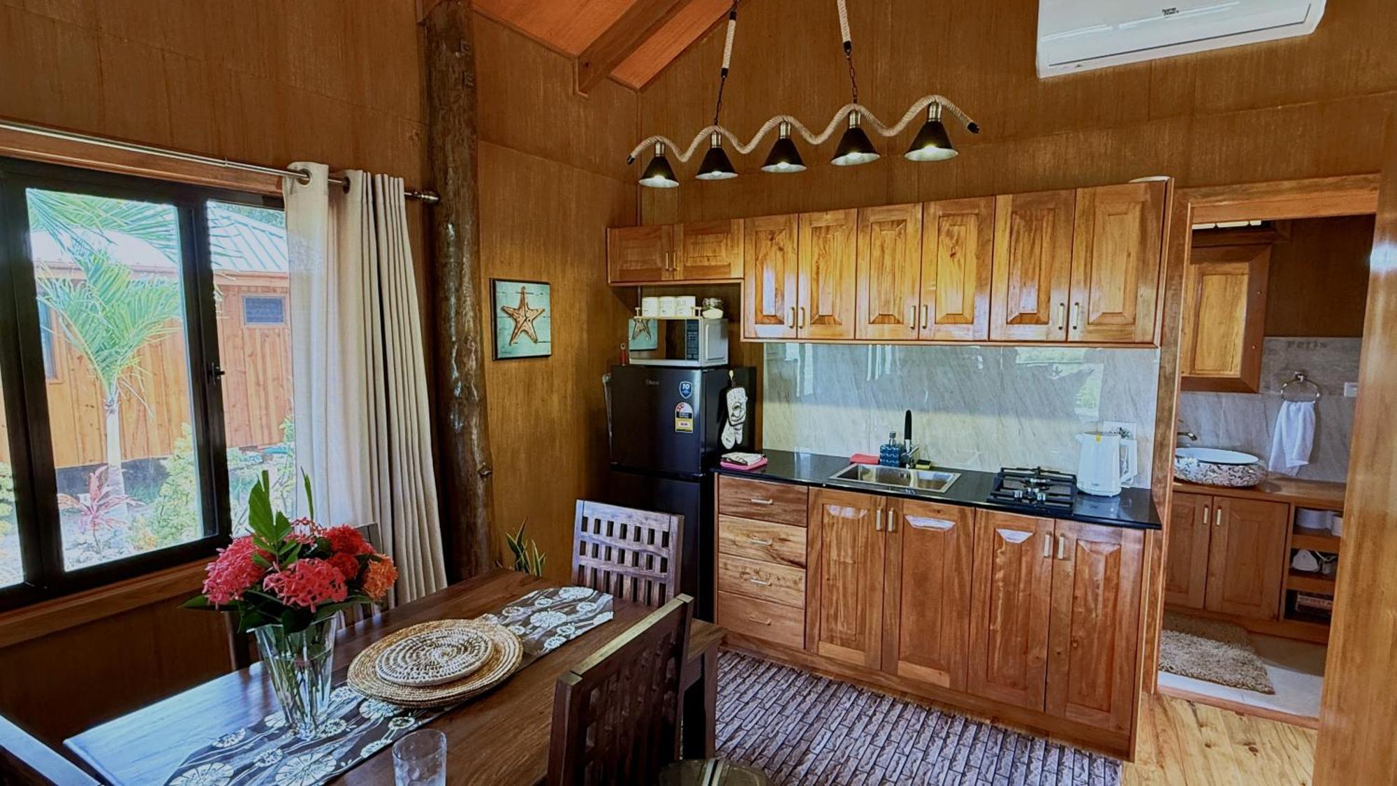 Sigasiga Sands Boutique Bungalows Савусаву Номер фото