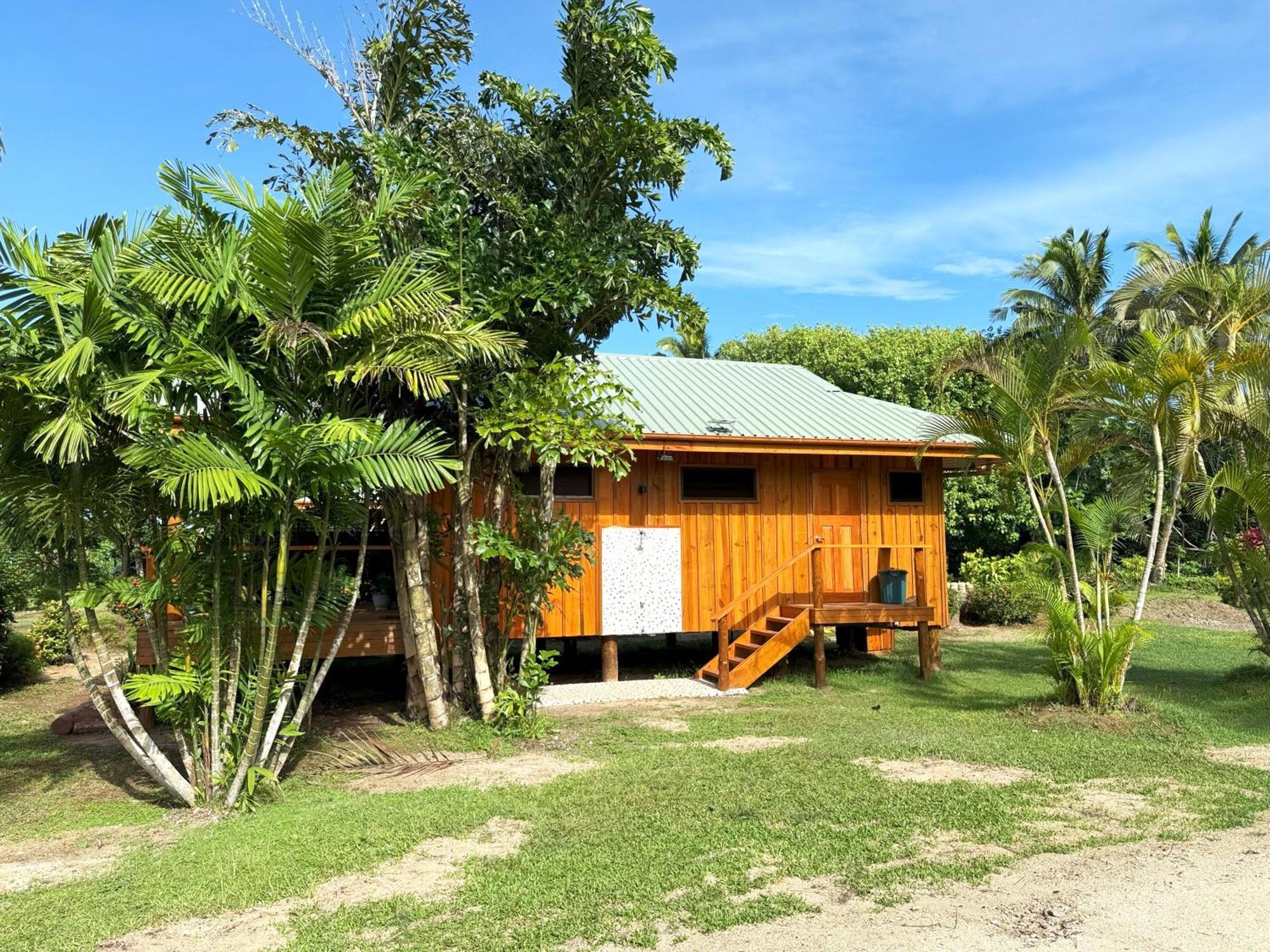 Sigasiga Sands Boutique Bungalows Савусаву Номер фото